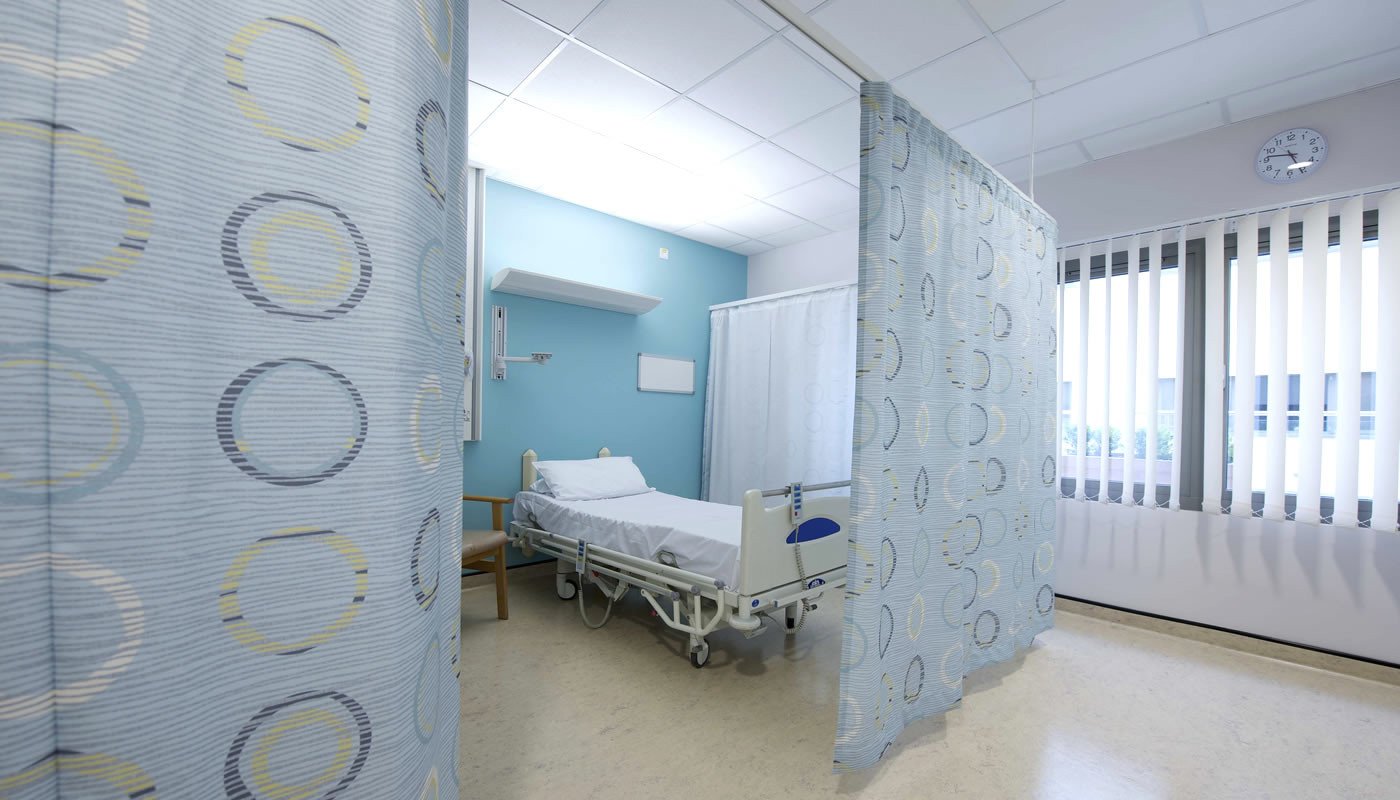 Cortinas para clinicas Lima Novolux — consultorio medico